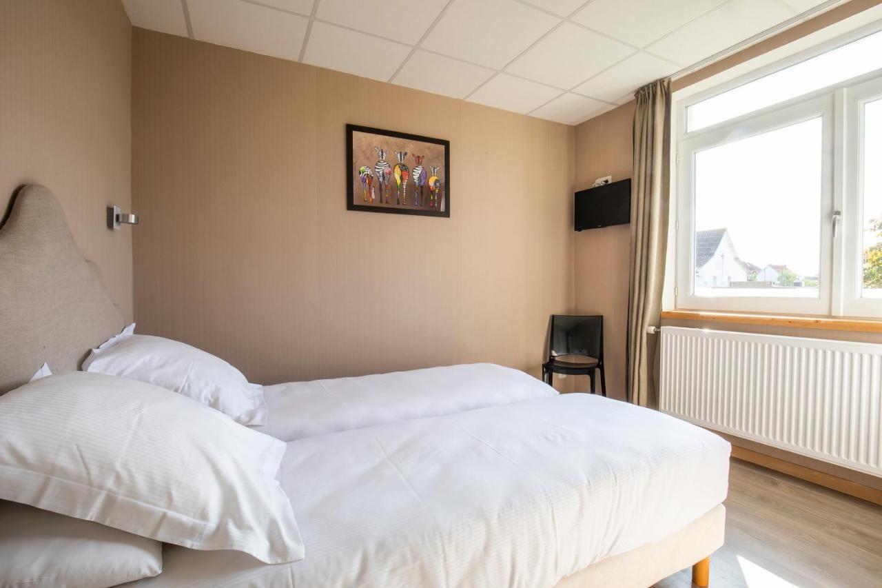 Logis Hotel Les Sables D'Or - Institut De Beaute Stella-Plage Exteriör bild