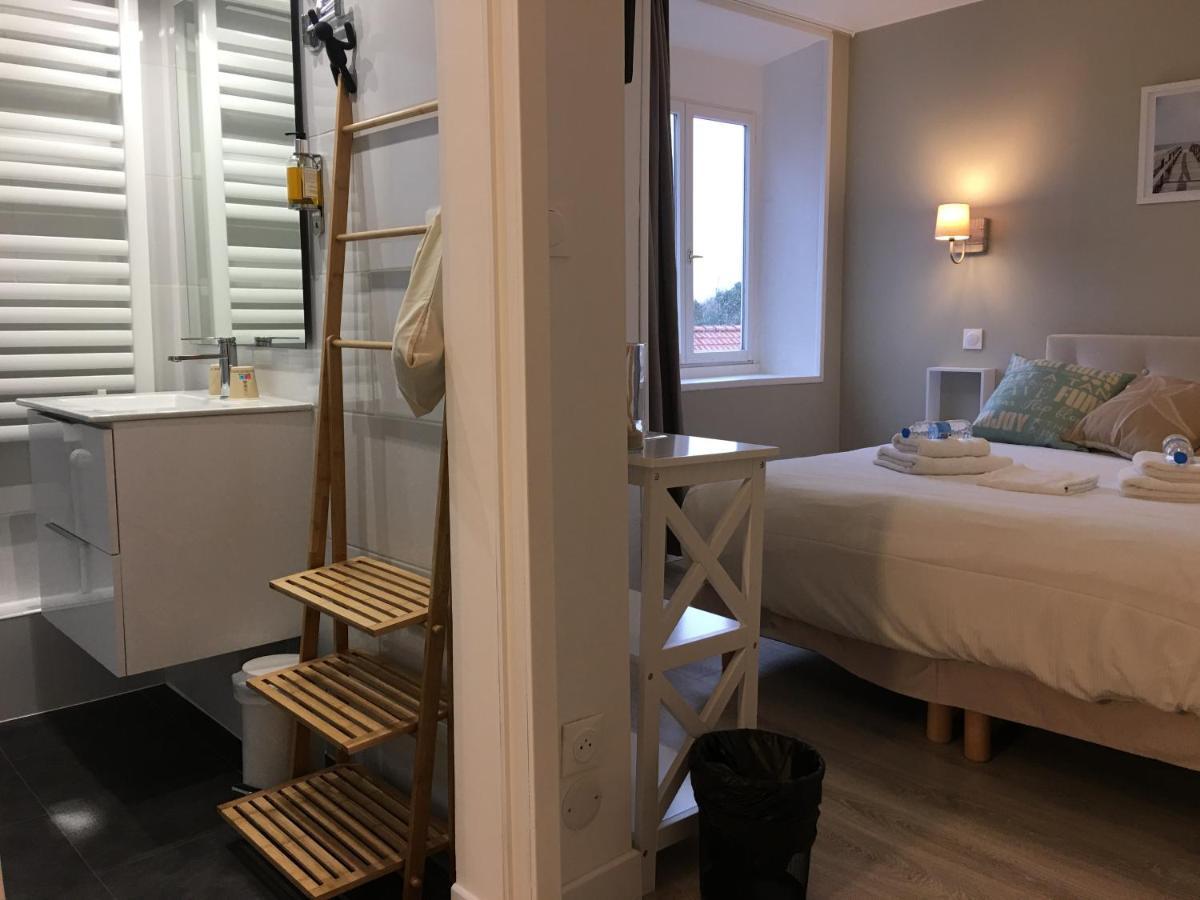 Logis Hotel Les Sables D'Or - Institut De Beaute Stella-Plage Exteriör bild