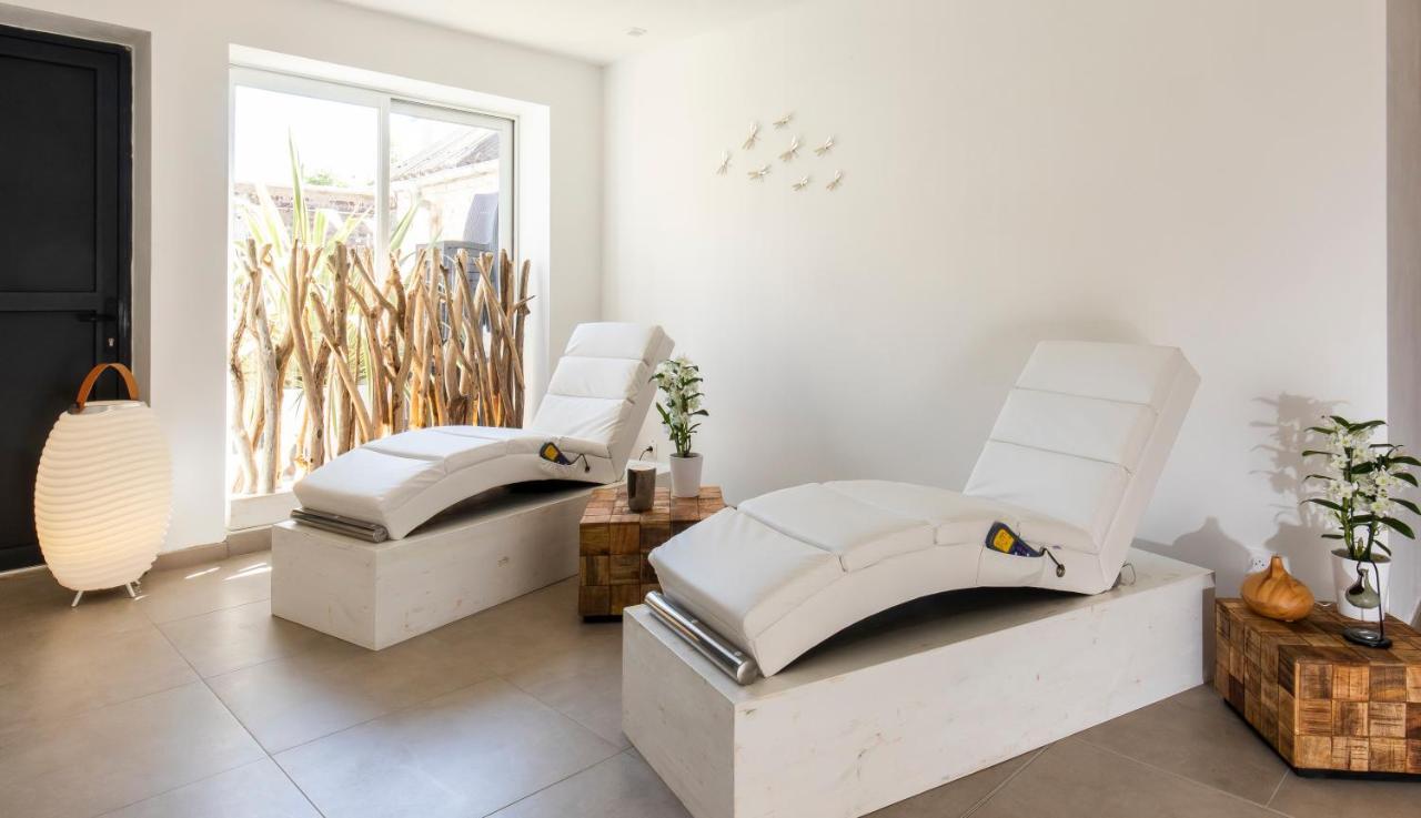 Logis Hotel Les Sables D'Or - Institut De Beaute Stella-Plage Exteriör bild